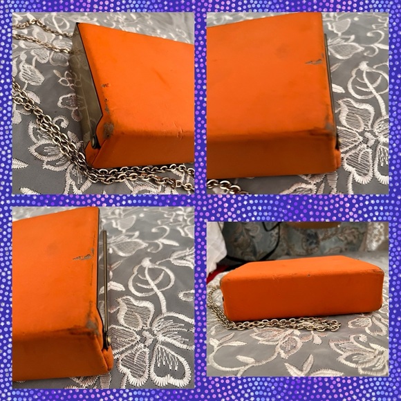 Modern Chained Evening Bag - Picture 8 of 8